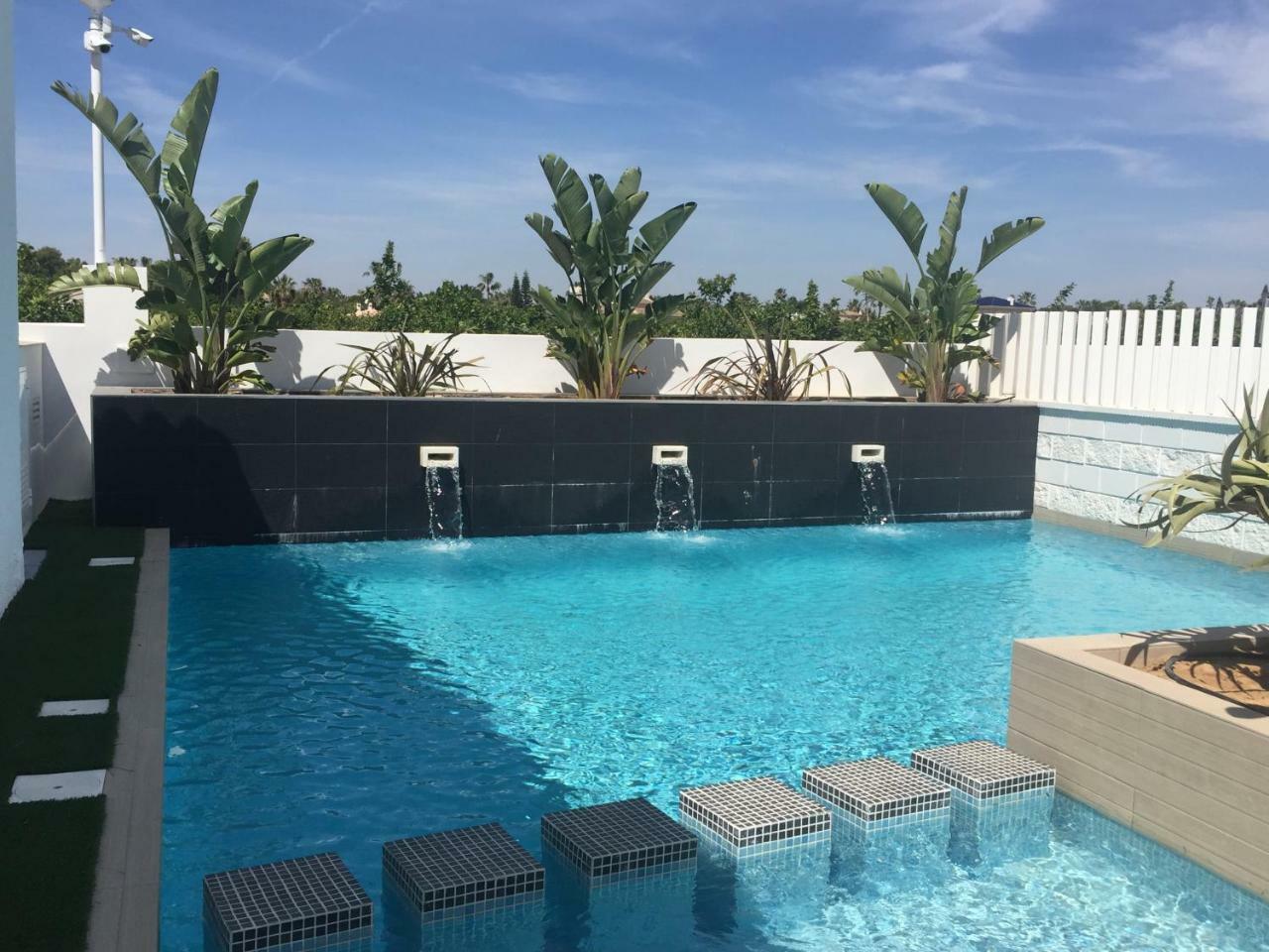 Apartamentos La Laguna II Luxury Apartments กิวดาด เกซาดา ภายนอก รูปภาพ