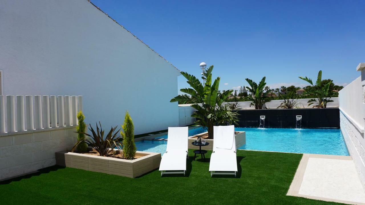 Apartamentos La Laguna II Luxury Apartments กิวดาด เกซาดา ภายนอก รูปภาพ